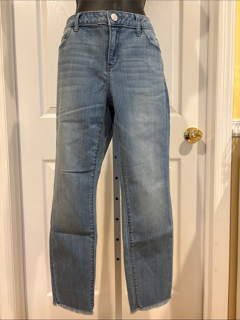 NWOT Simply Vera Wang Midrise Ankle cropped skinny 6S